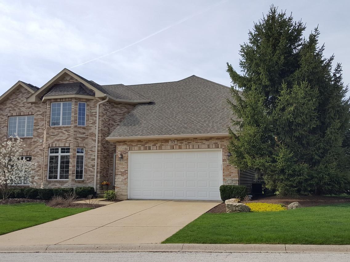 701 Manor Hill Pl., Sugar Grove, IL 60554