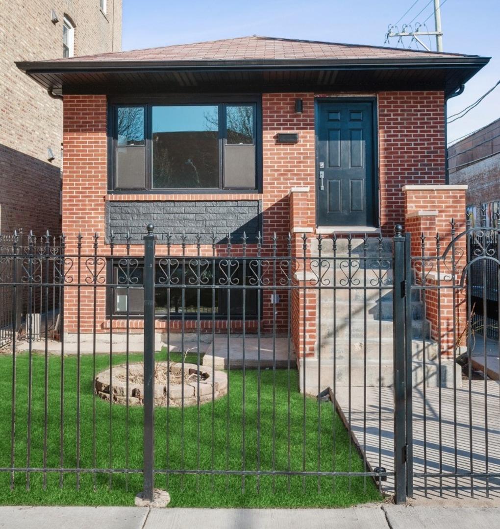 2415 N Ridgeway Ave., Chicago, IL 60647