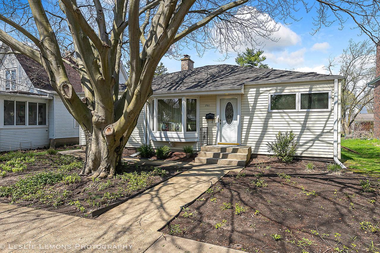 751 Haish Blvd., DeKalb, IL 60115