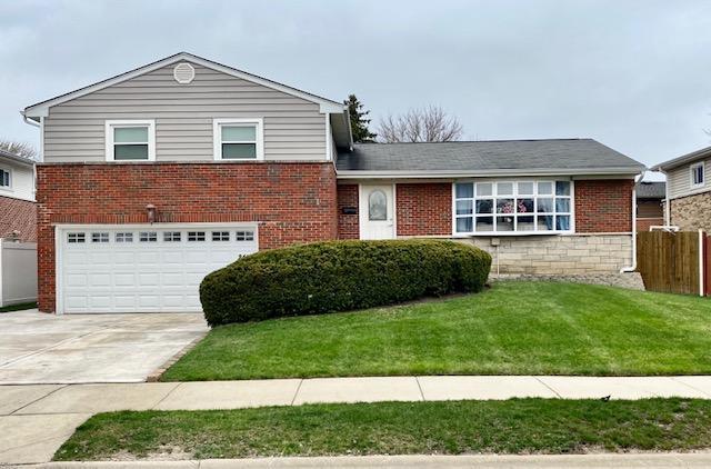 241 Braddock Dr., Melrose Park, IL 60160