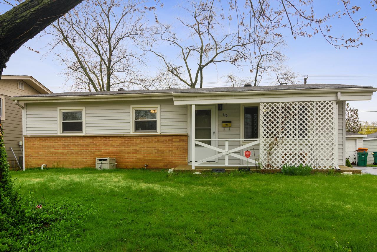 520 Larkdale Row, Wauconda, IL 60084