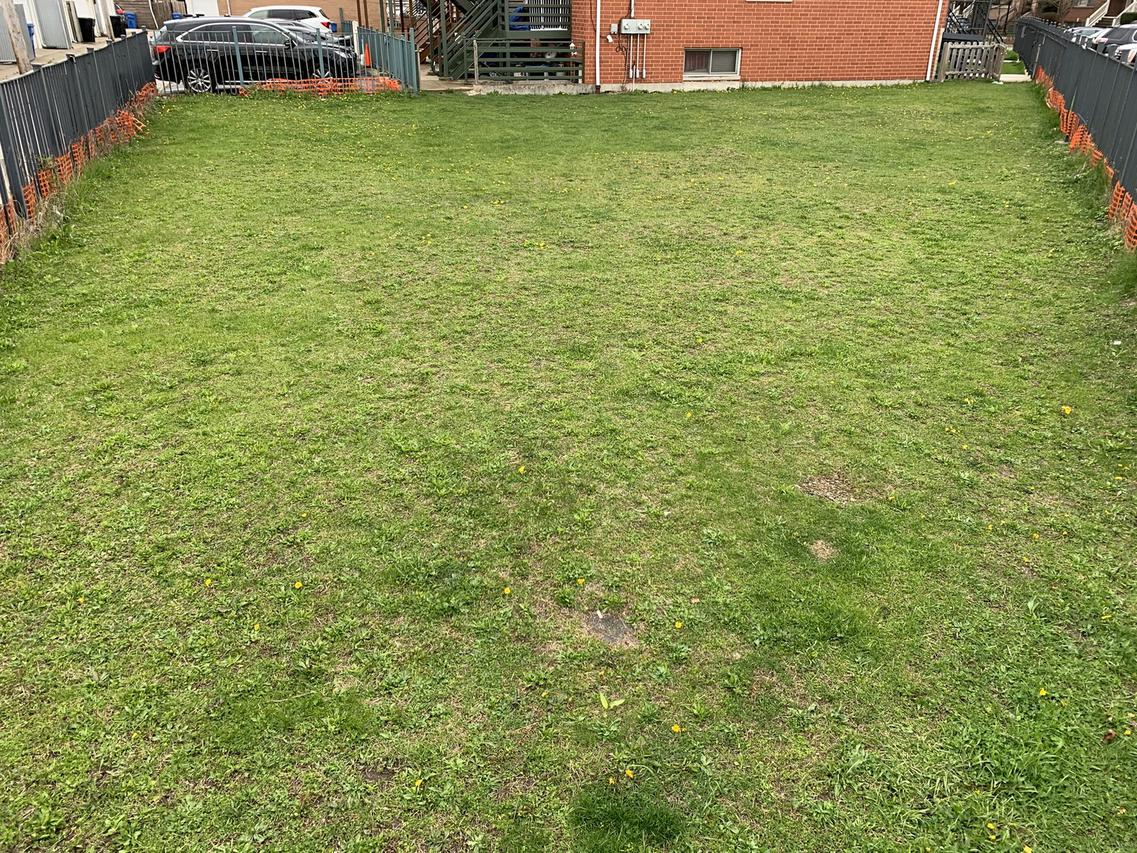 3239 S Benson St., Chicago, IL 60608