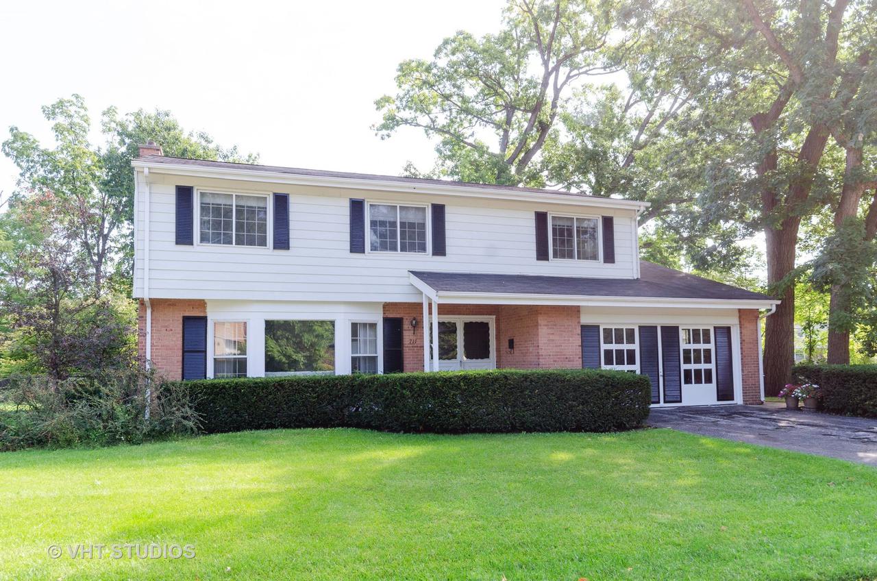 711 Carlisle Ave., Deerfield, IL 60015
