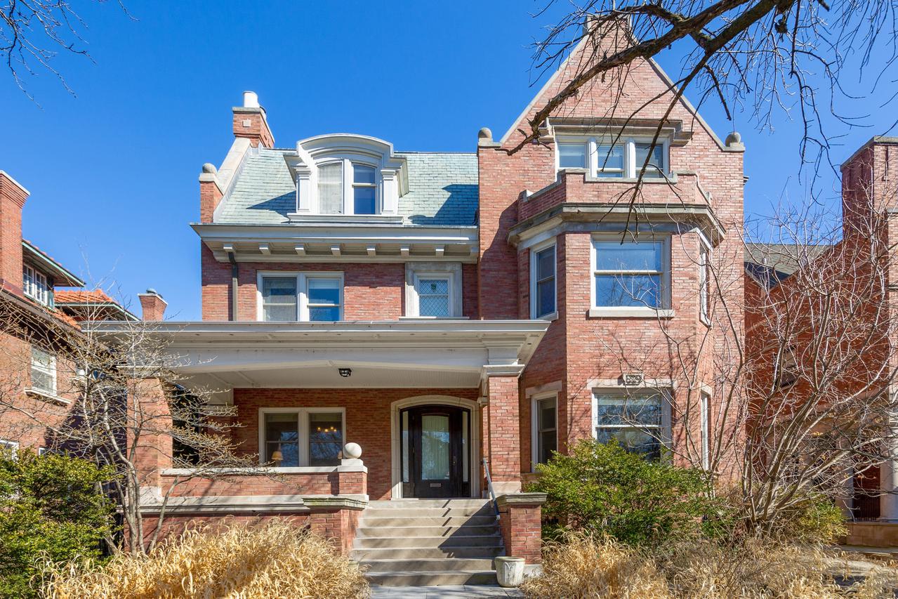 4943 S Woodlawn Ave., Chicago, IL 60615