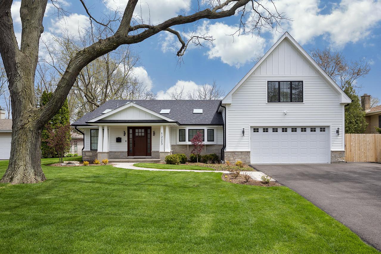 1225 Huber Ln., Glenview, IL 60025
