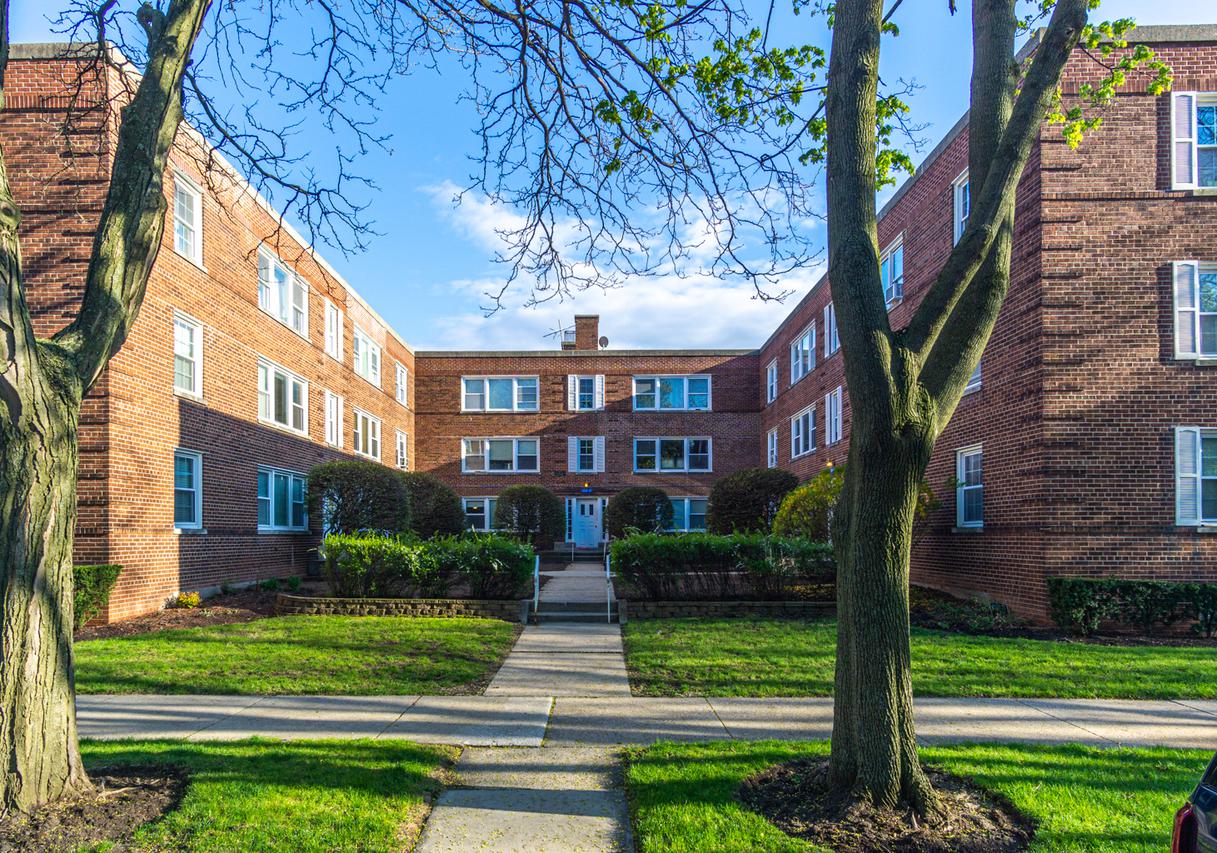 2207 W Morse Ave. #3, Chicago, IL 60645