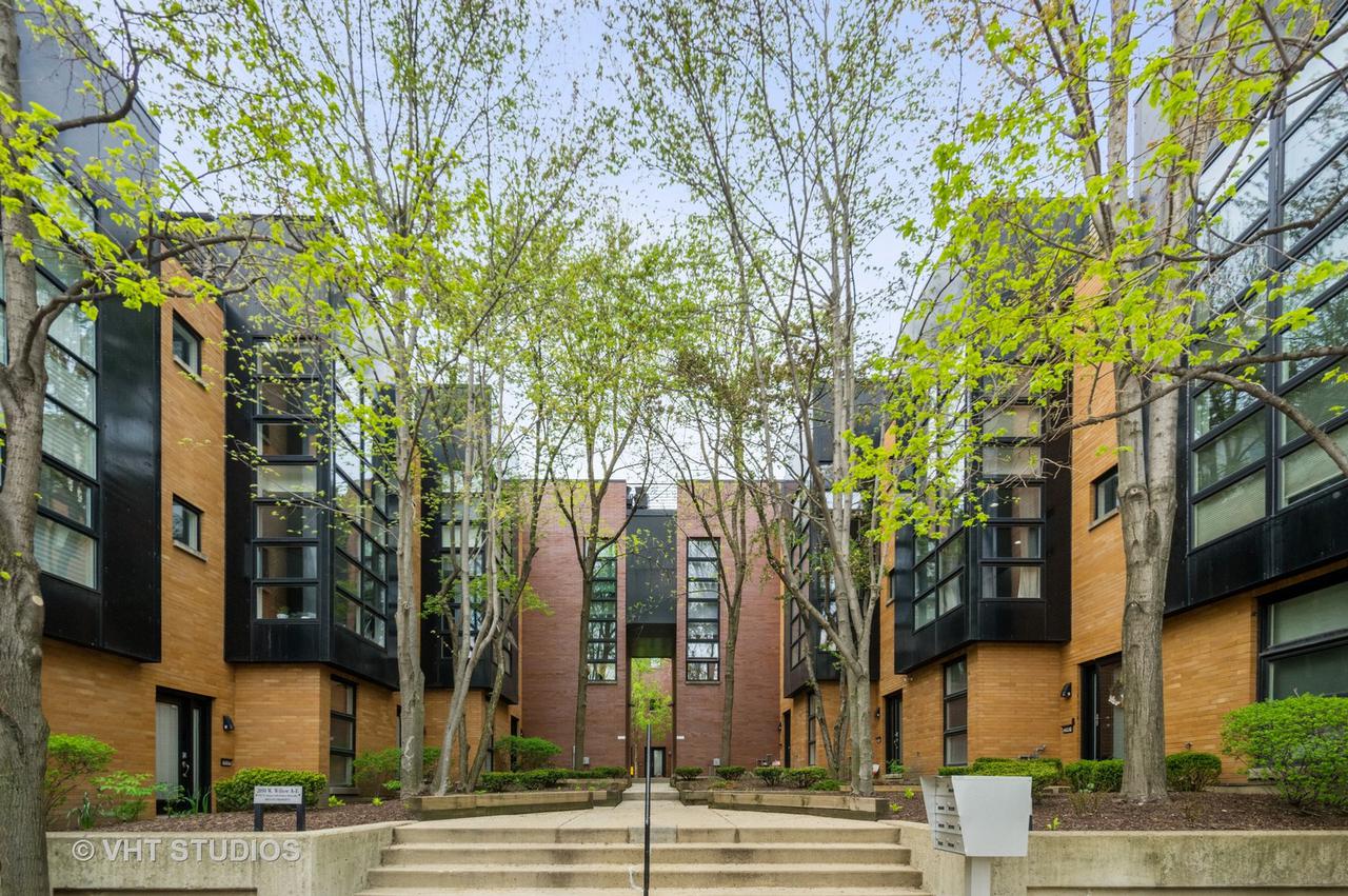 2050 W Willow St. #E, Chicago, IL 60647