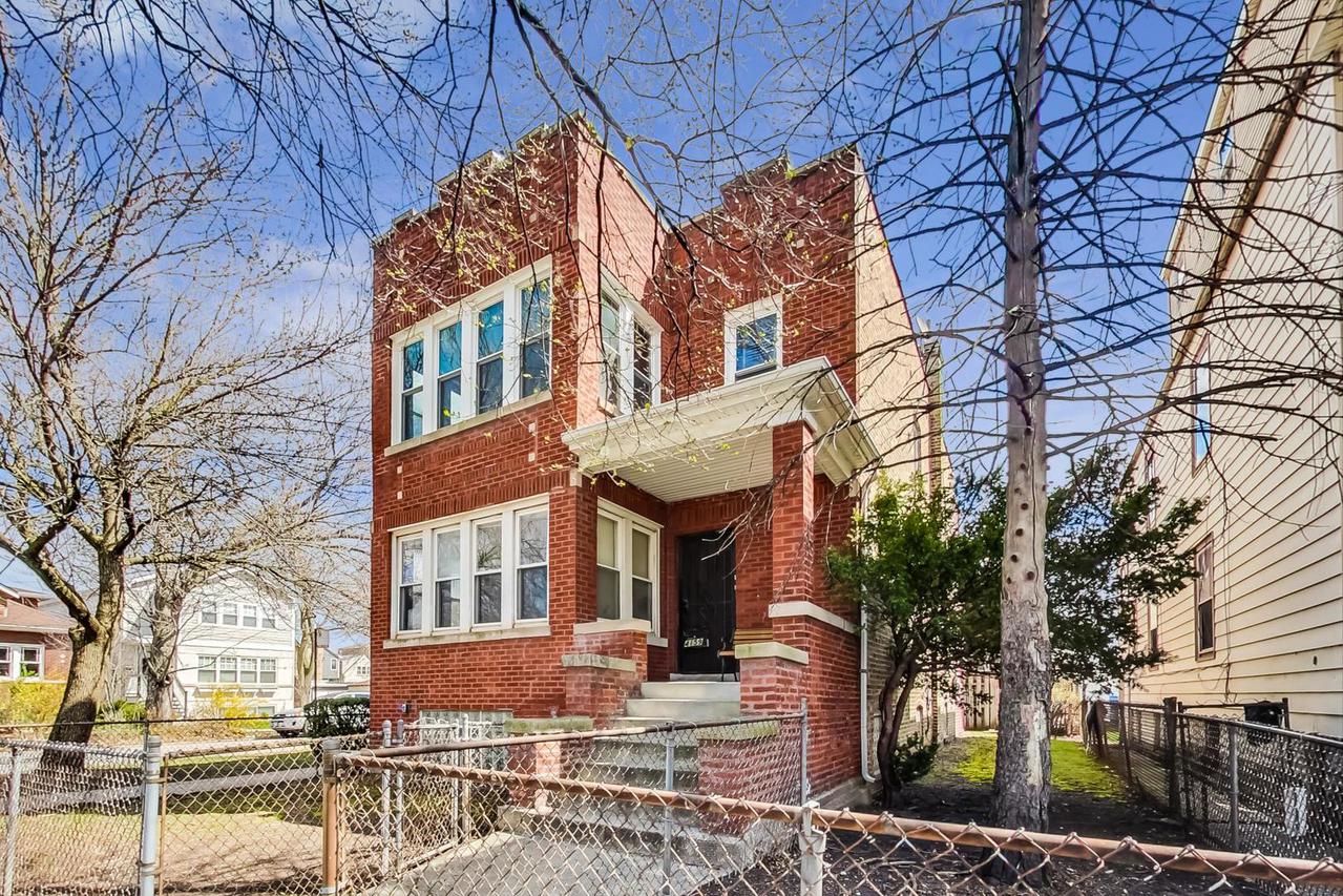4159 N Maplewood Ave., Chicago, IL 60618