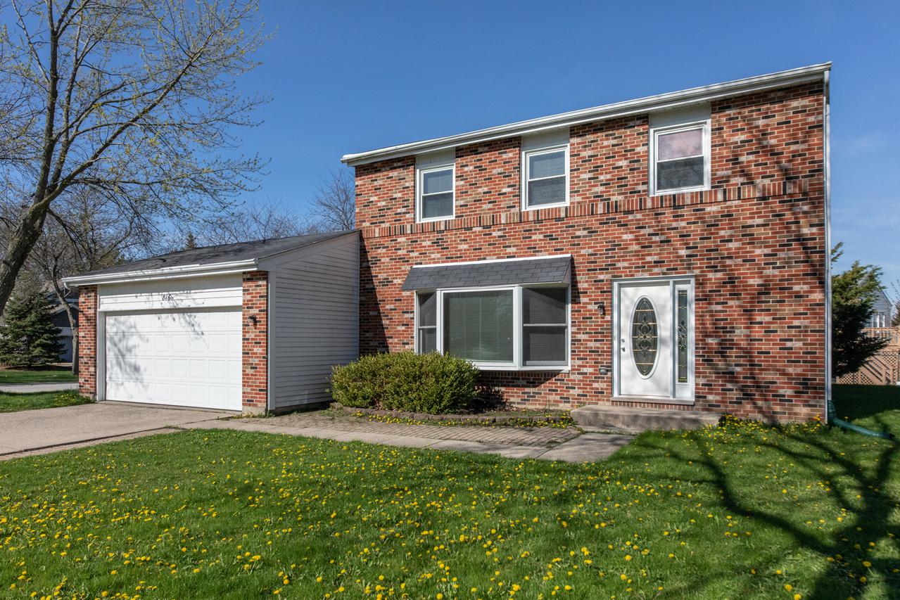 816 Adler Ct., Schaumburg, IL 60194