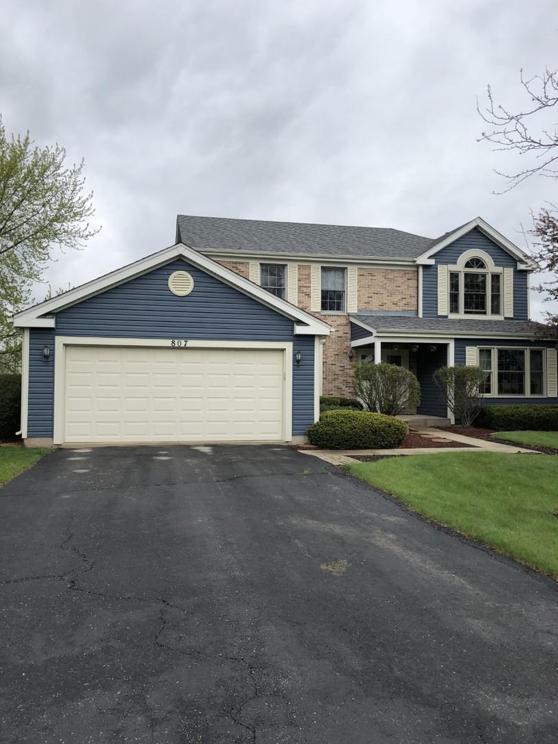 807 Acorn Dr., North Aurora, IL 60542