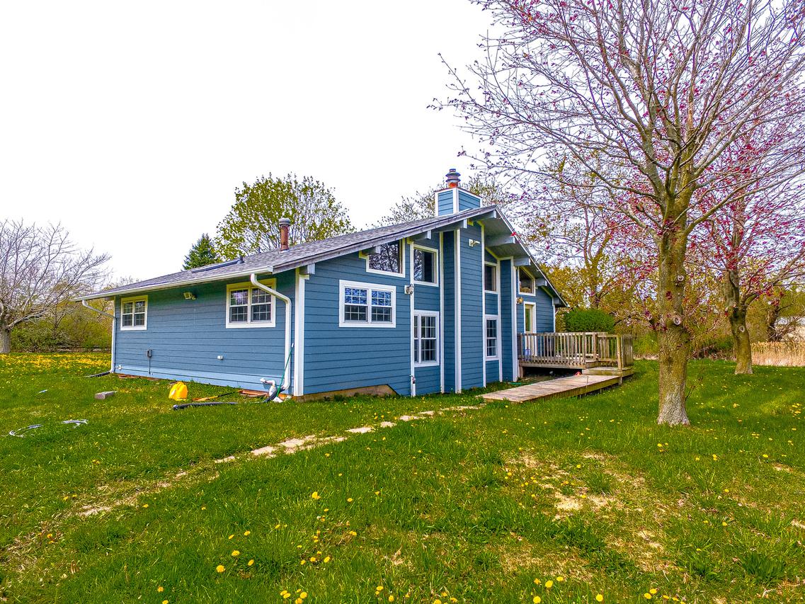 23658 S Center Rd., Frankfort, IL 60423