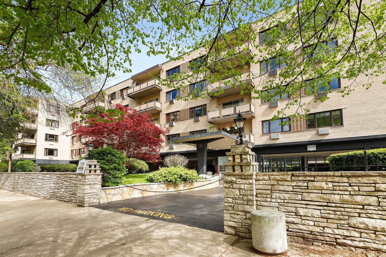 1316 W Fargo Ave. #508, Chicago, IL 60626