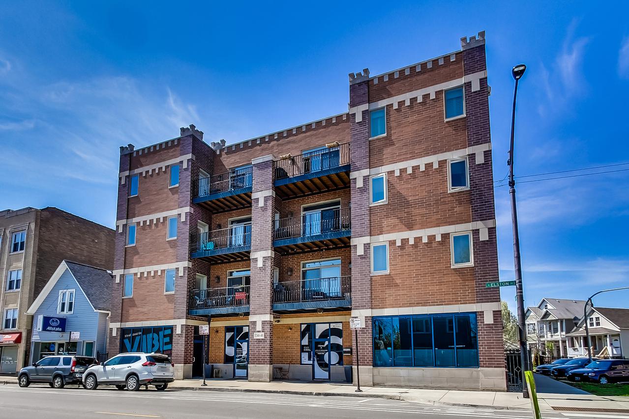 3223 N Francisco Ave. #2B, Chicago, IL 60618