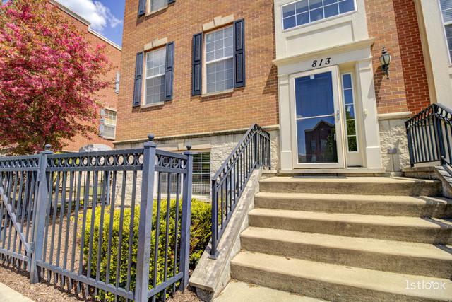 813 Station Blvd., Aurora, IL 60504