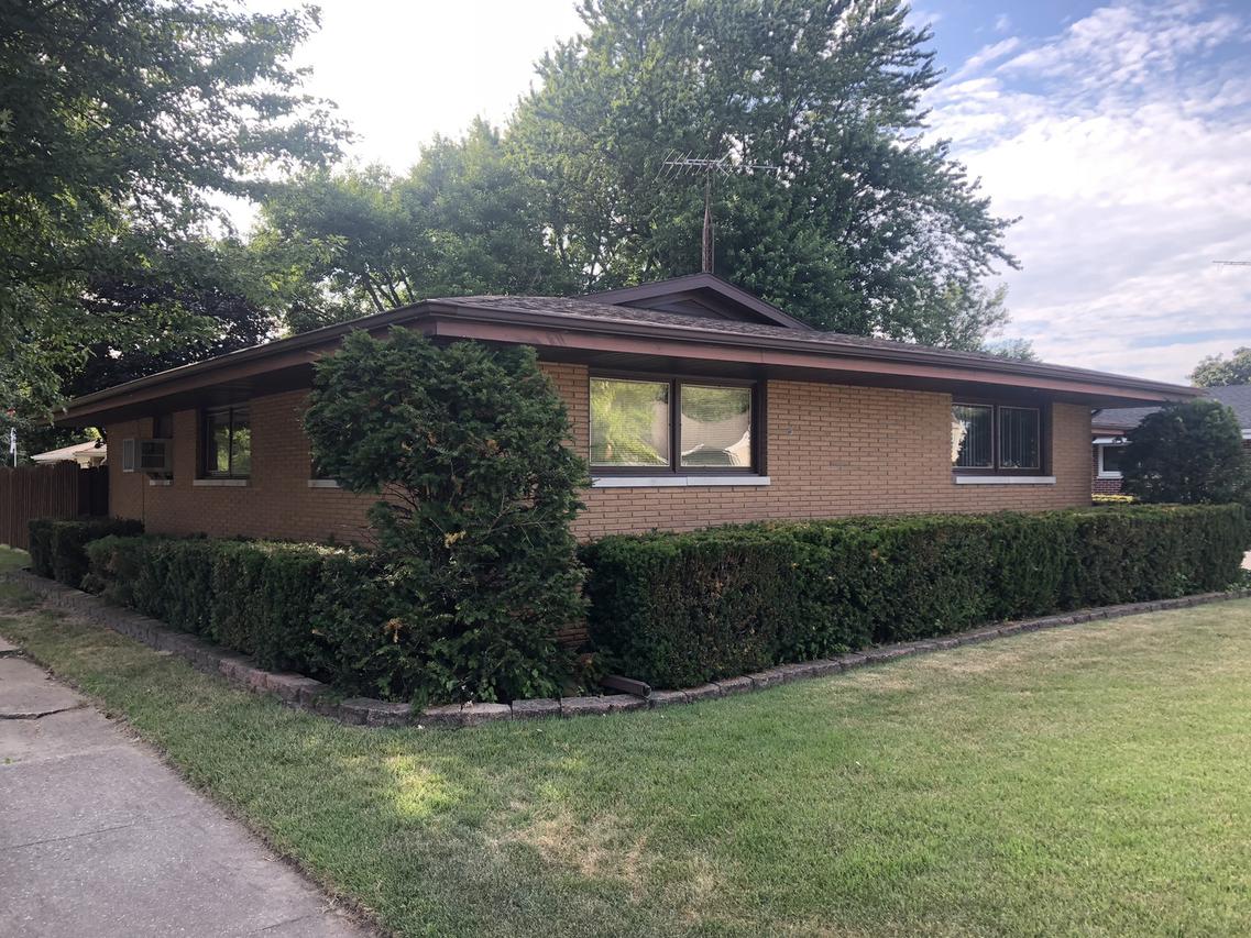 420 N 1st Ave., Coal City, IL 60416