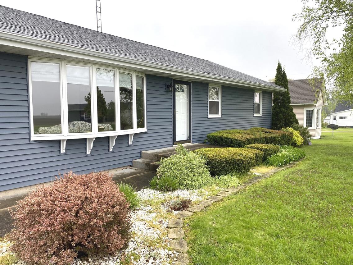 503 N Townline Rd., Seatonville, IL 61359
