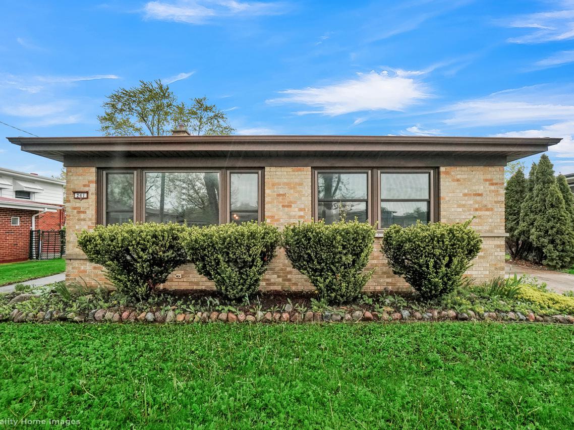 241 S Mayfair Pl., Chicago Heights, IL 60411