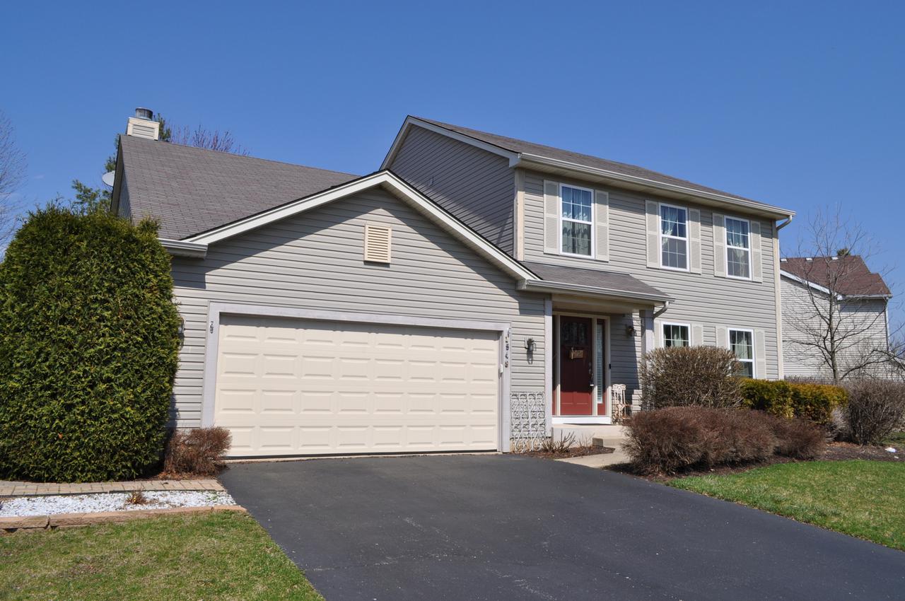 1548 Autumncrest Dr., Crystal Lake, IL 60014