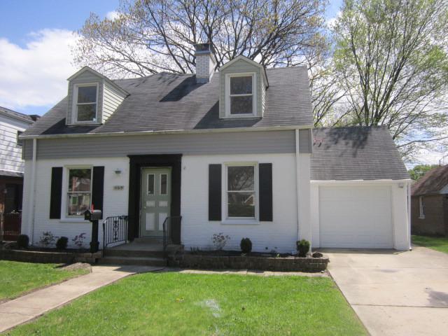 4615 W Pratt Ave., Lincolnwood, IL 60712