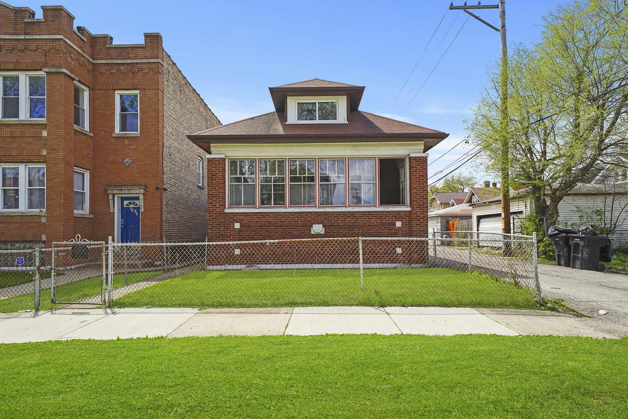 5527 W Haddon Ave., Chicago, IL 60651