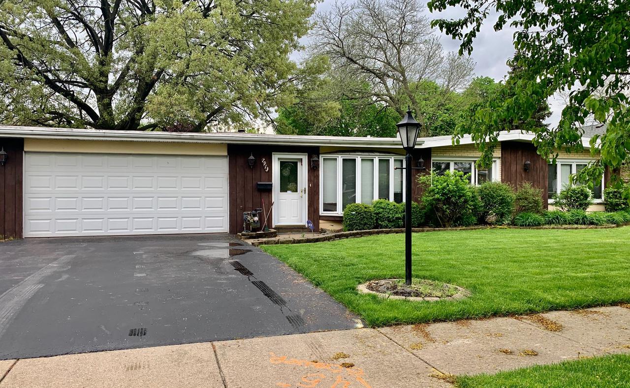 7913 W 97th Pl., Hickory Hills, IL 60457
