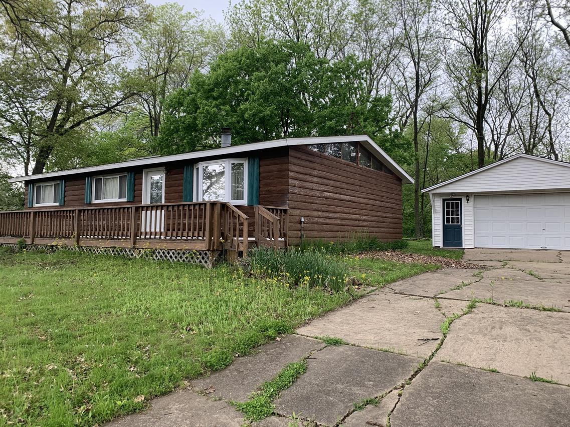 42 Barbados Dr., Putnam, IL 61560