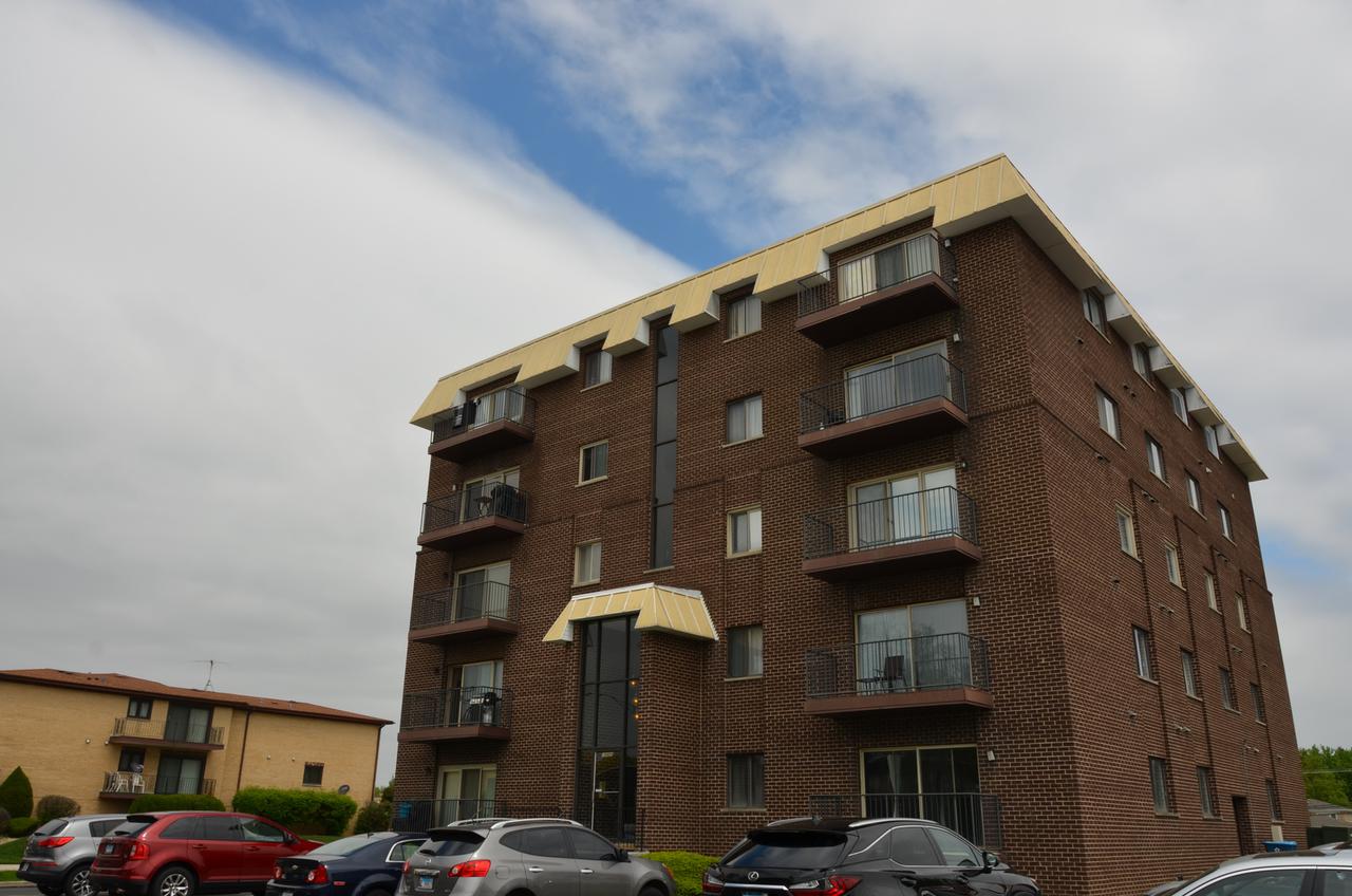 10424 Central Ave. #1SW, Oak Lawn, IL 60453