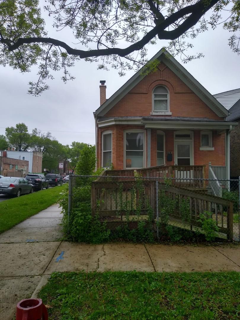 3454 W Beach Ave., Chicago, IL 60651
