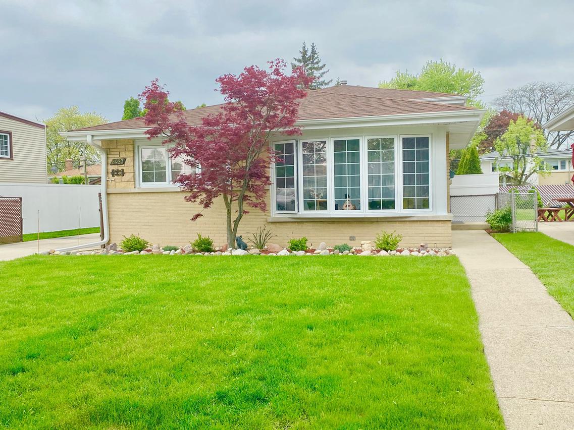 8930 N Merrill St., Niles, IL 60714