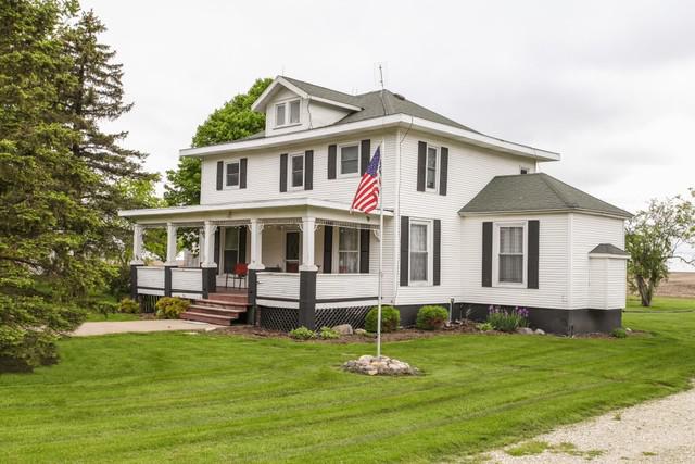 23864 Walters St., Holder, IL 61736