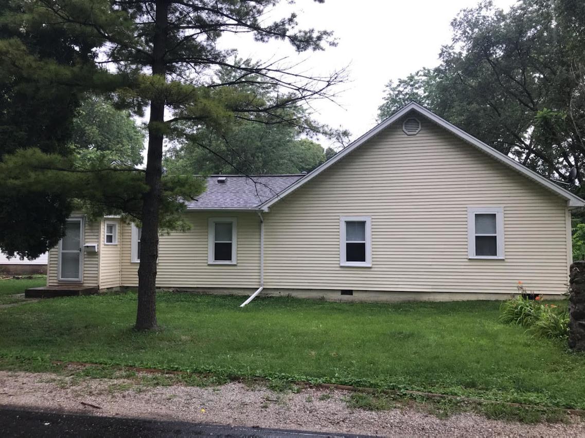 605 N Russell St., Champaign, IL 61821