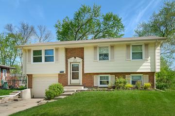 2402 Willow Ln., Rolling Meadows, IL 60008