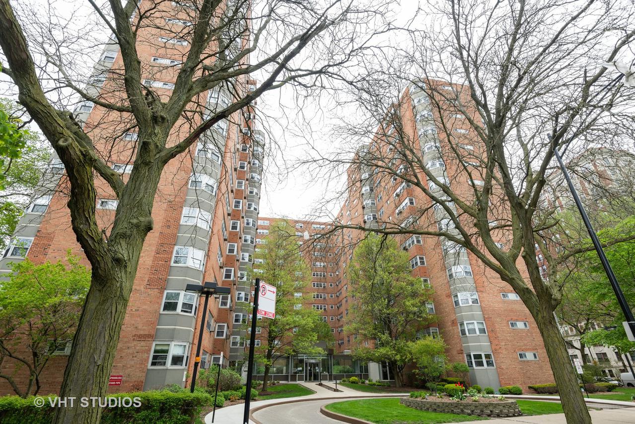 4960 N Marine Dr. #1012, Chicago, IL 60640