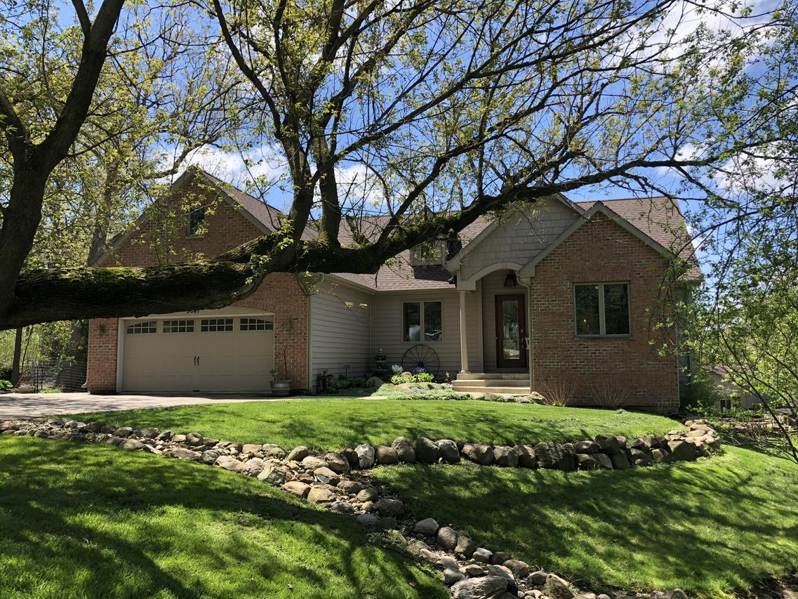 9607 Hideaway Ln., Richmond, IL 60071