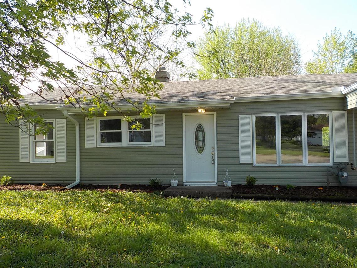 403 W Lincoln St., Mount Morris, IL 61054