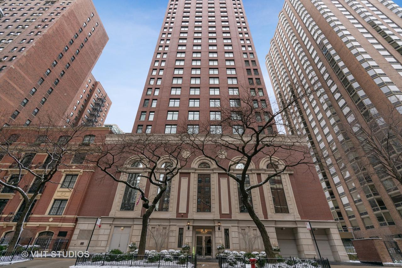 1122 N Dearborn St. #11F, Chicago, IL 60610