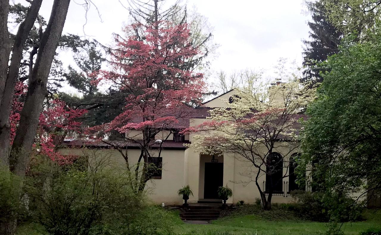 305 W Michigan Ave., Urbana, IL 61801