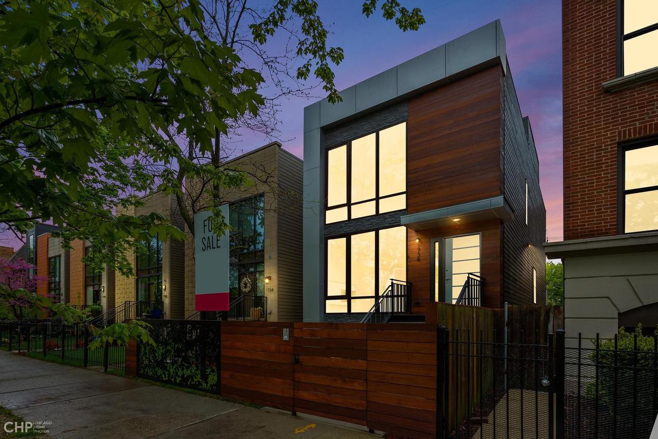 1736 N Humboldt Blvd., Chicago, IL 60647