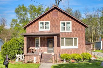 10N849 Rippburger Rd., Elgin, IL 60124