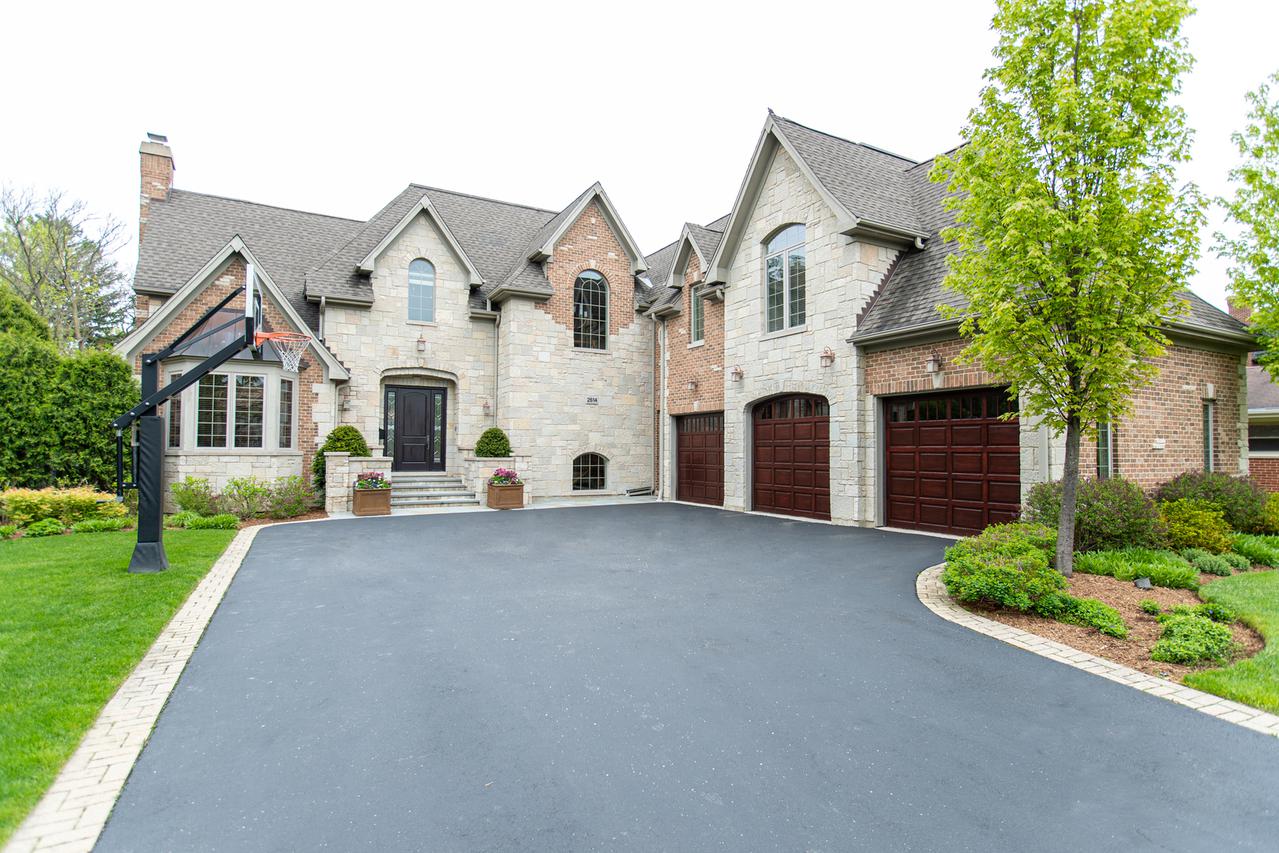 2614 Marian Ln., Wilmette, IL 60091