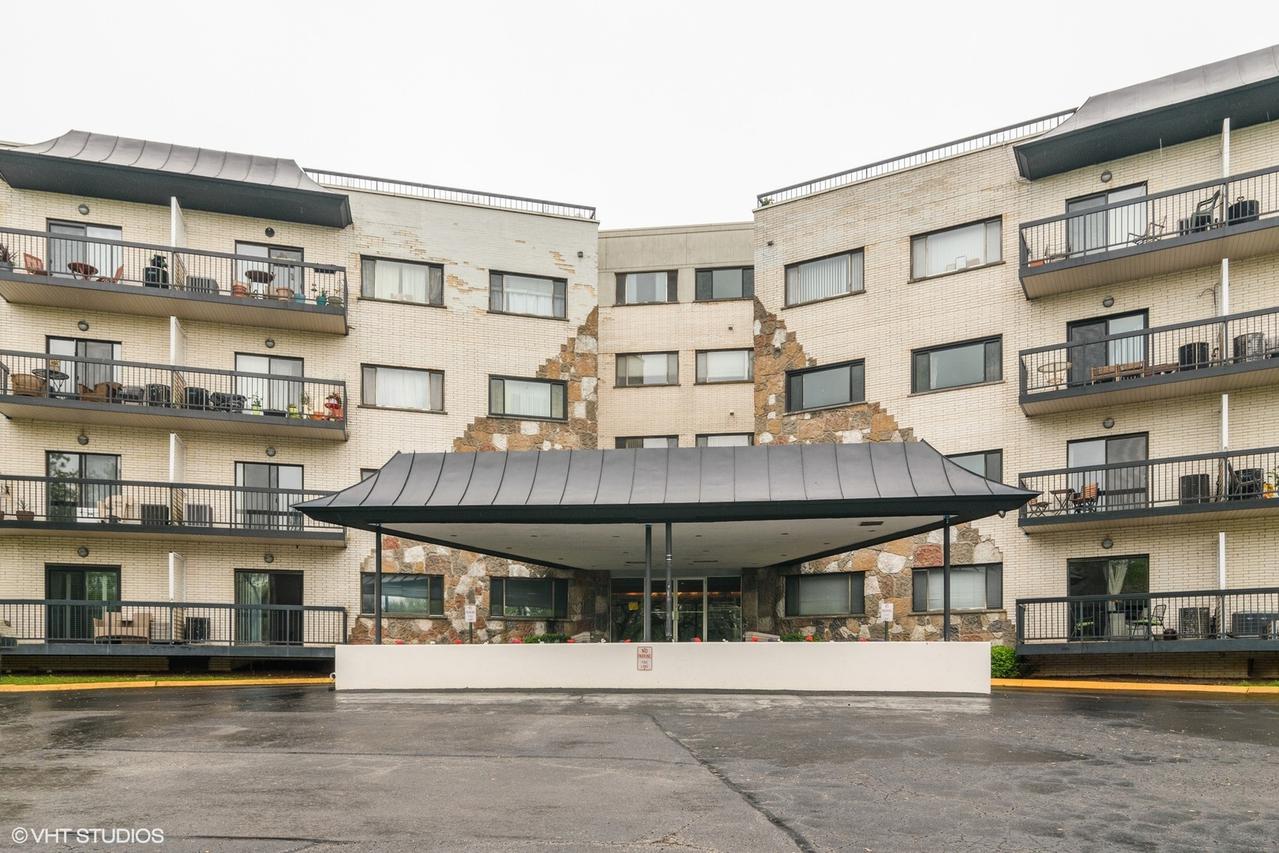 6700 S Brainard Ave. #230, Countryside, IL 60525