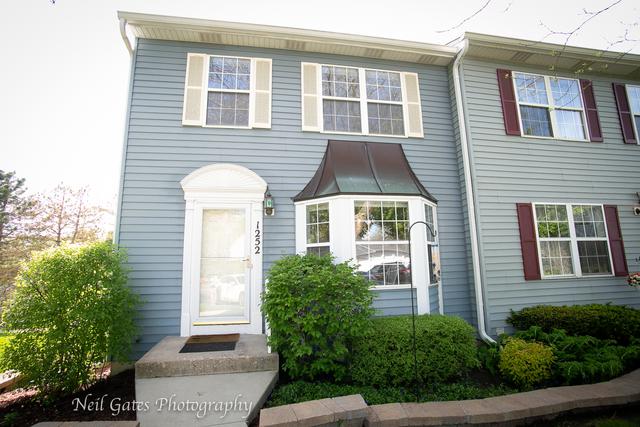 1252 Alexandria Ct., Geneva, IL 60134