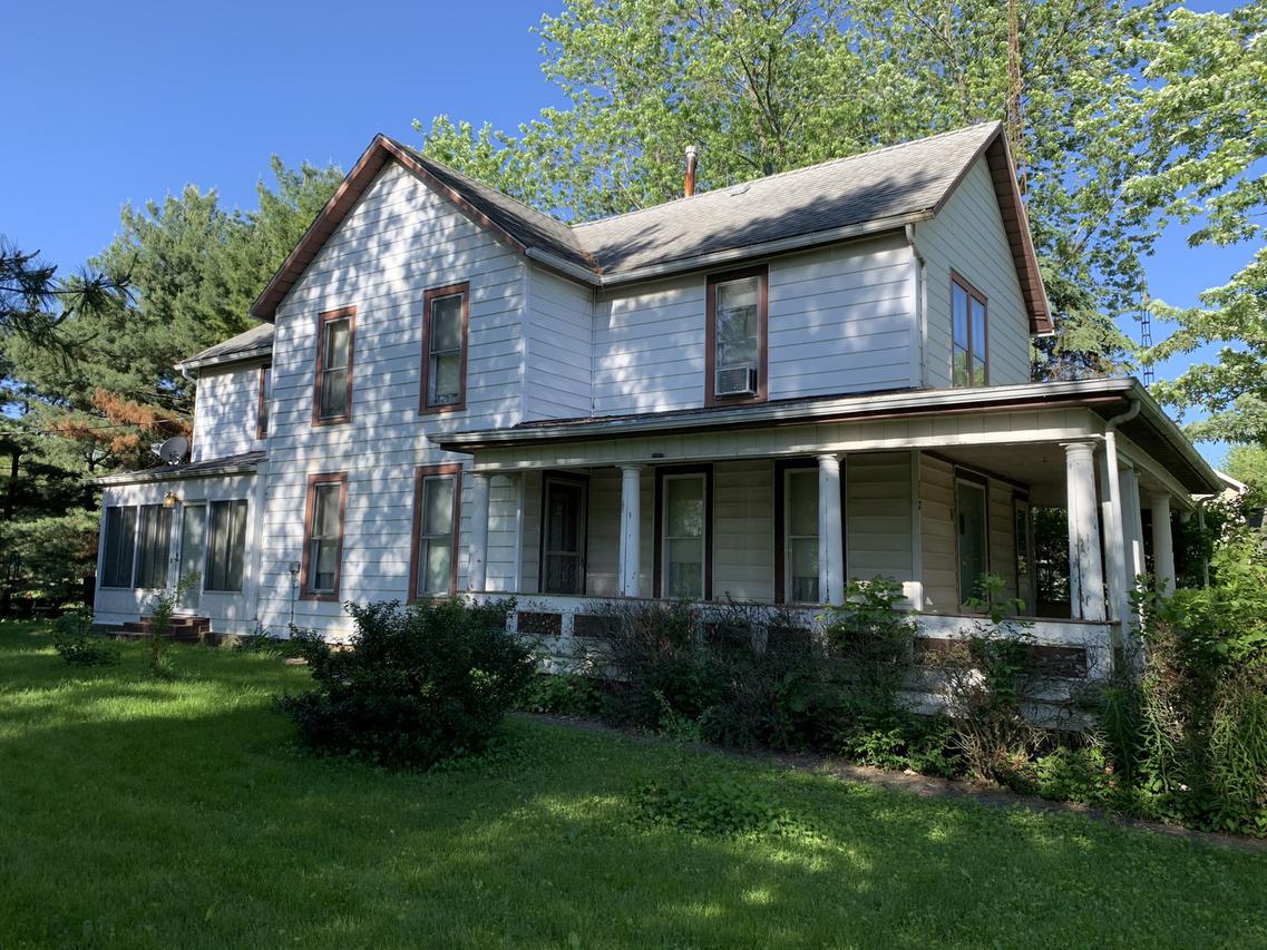 112 E Main St., Cabery, IL 60919