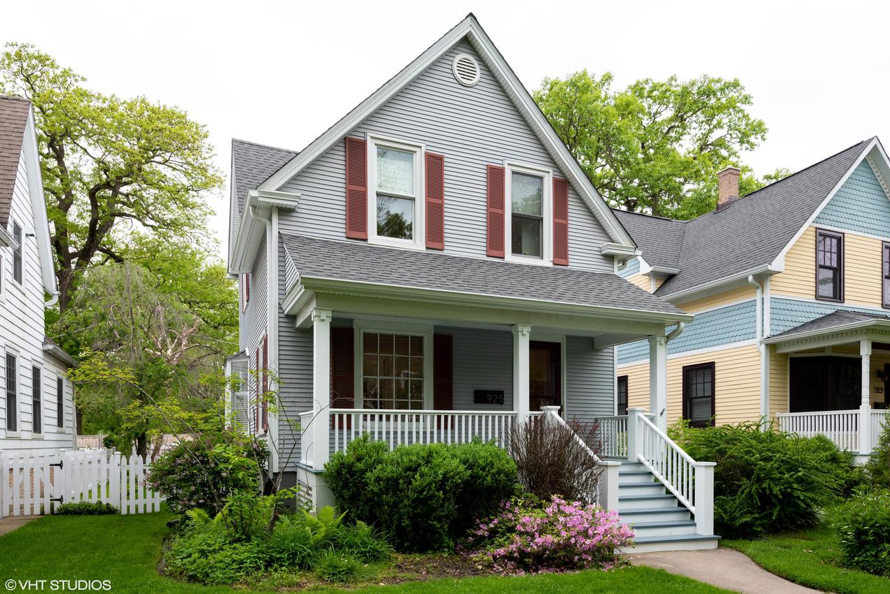 925 12th St., Wilmette, IL 60091