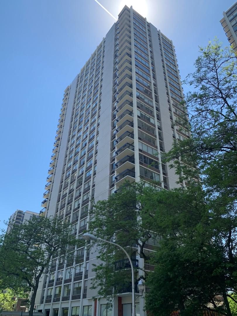 1455 N Sandburg Ter. #2608, Chicago, IL 60610