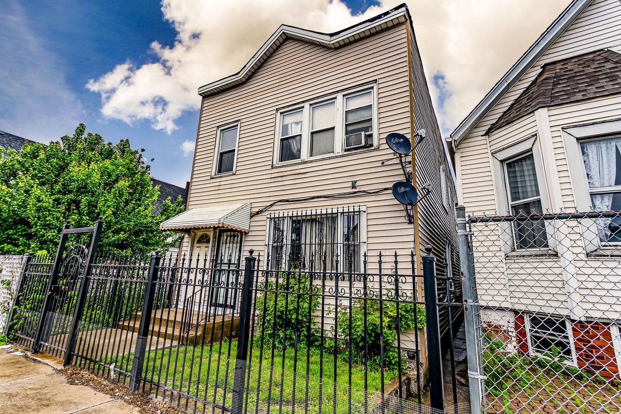 3739 S Kedzie Ave., Chicago, IL 60632