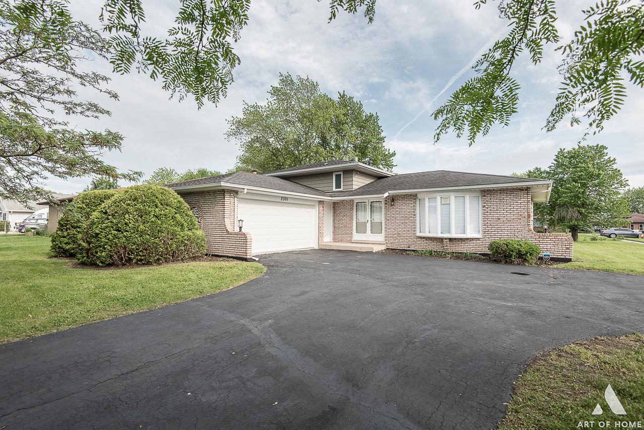 2301 E 207th St., Lynwood, IL 60411