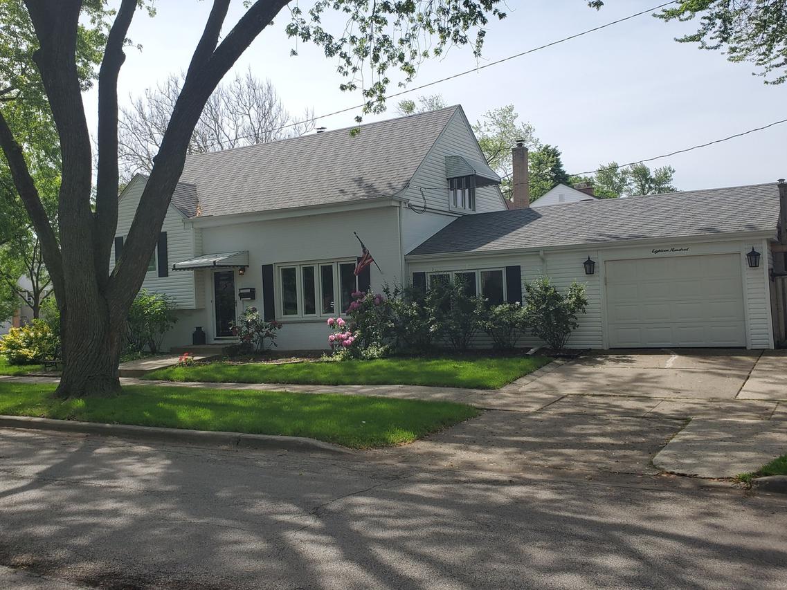 1800 S Vine Ave., Park Ridge, IL 60068