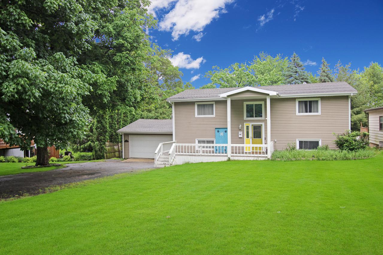 1609 Meadowbrook Ln., Freeport, IL 61032