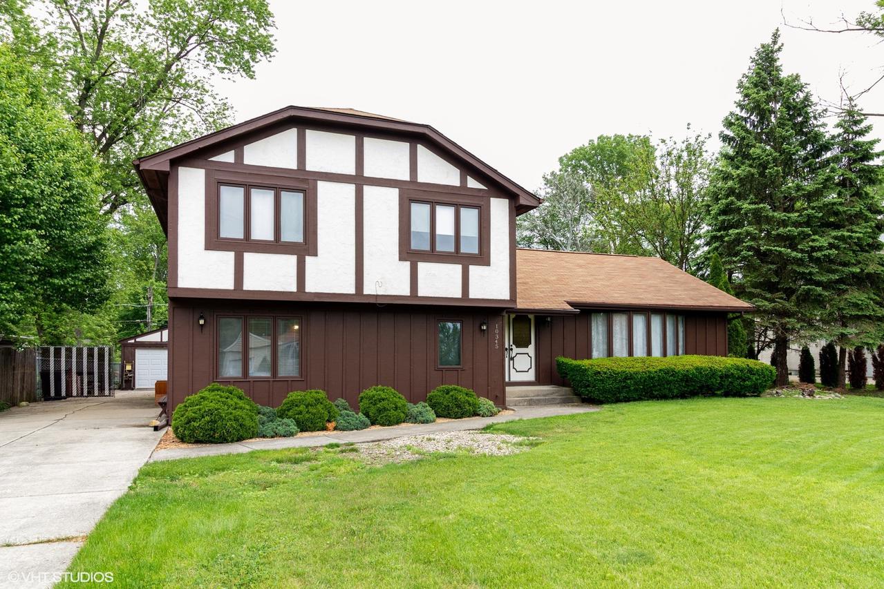 10345 S 75th Ave., Palos Hills, IL 60465